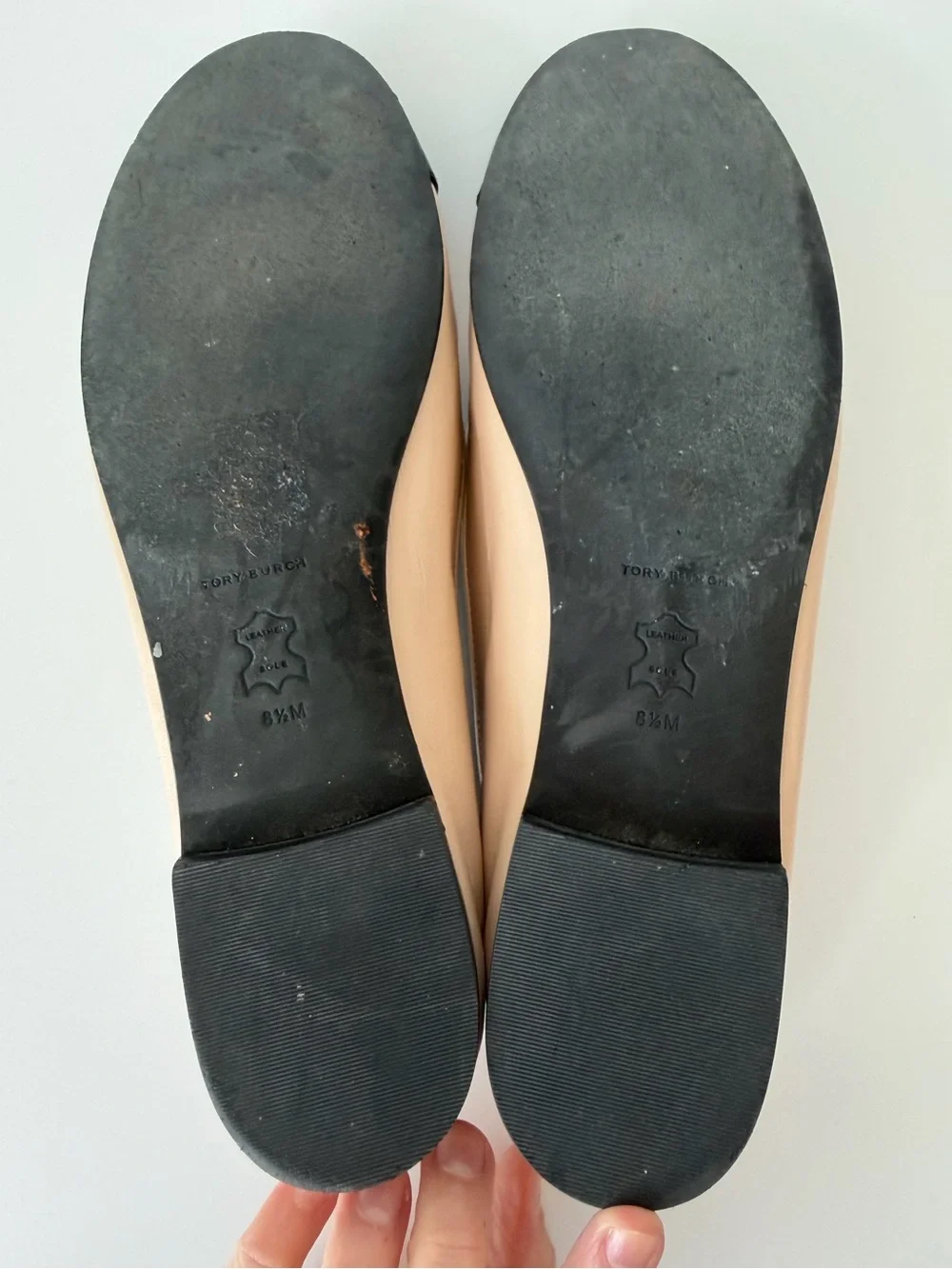 Tory Burch Cap Toe Ballet Flats in Ginger Shortbread / Perfect Black, Size 8.5M
